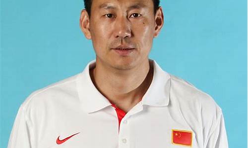 杜锋李楠是国家队主帅是不是真的-杜锋李楠是国家队主帅是不