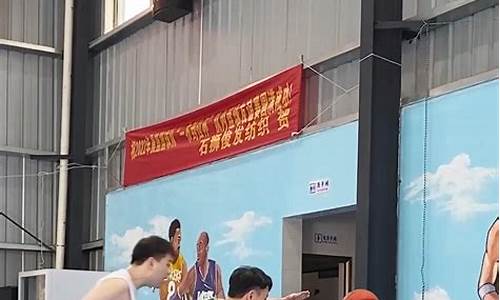篮球比赛中某队员全场各种犯规达六次时自动