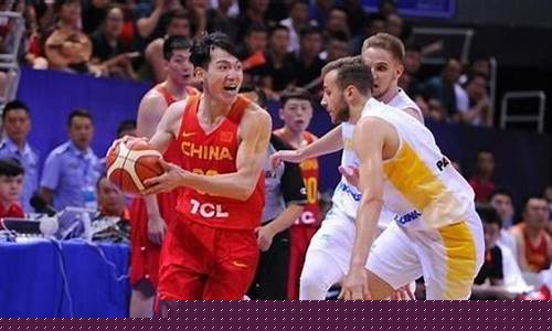 中国蓝队对乌克兰篮球-中国vs乌克兰篮球冲突