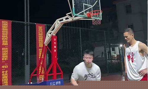 篮球低位脚步怎么做动作-篮球低位脚步怎么做