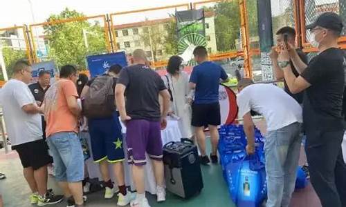 街头篮球赤焰和艾弗森哪个好-街头篮球赤焰和艾弗森