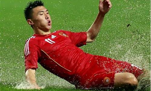 破案了!名记揭露于大宝首发原因,国足情报小组犯了大错-国家队