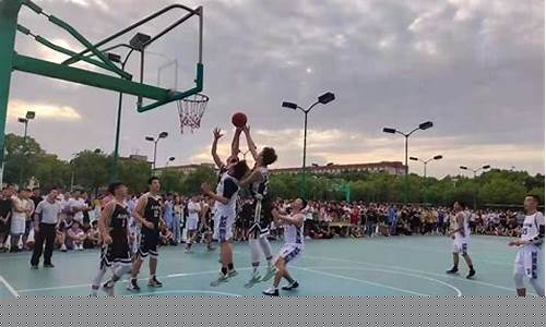 大学生篮球赛-大学打篮球职业赛
