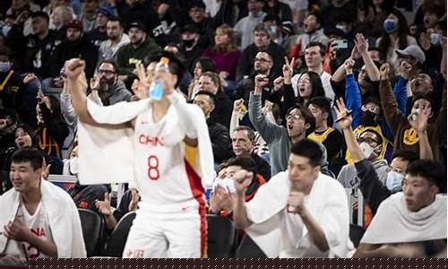 篮球迷什么意思-篮球球迷什么时候呐喊