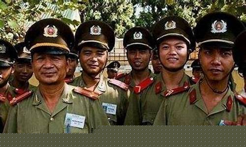 越南足球联赛人民公安-越南足球队比赛